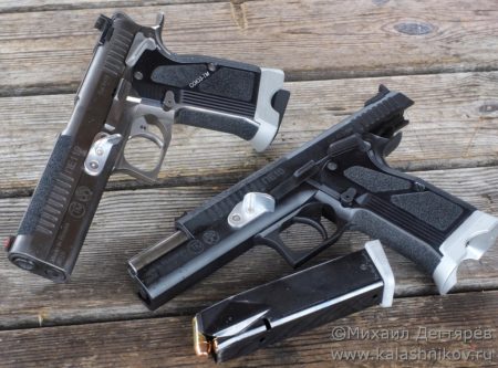 Пистолеты Ефимова ПЕ 10 и ПЕ 119. Фото журнала "Калашников"