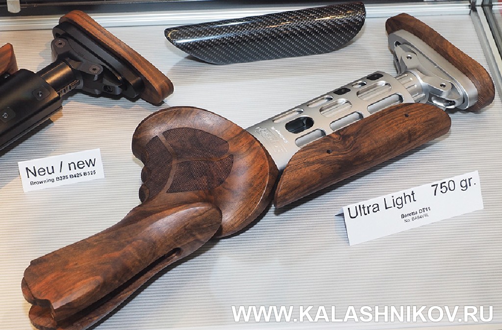 Деревянные детали оружия от KN Nill-Griffe на выставке IWA 2018. Журнал Калашников