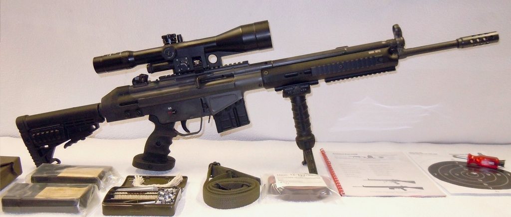 Израильская фирма FAB Defense выпускает складывающиеся приклады и для G3 (на фото) и для FN FAL