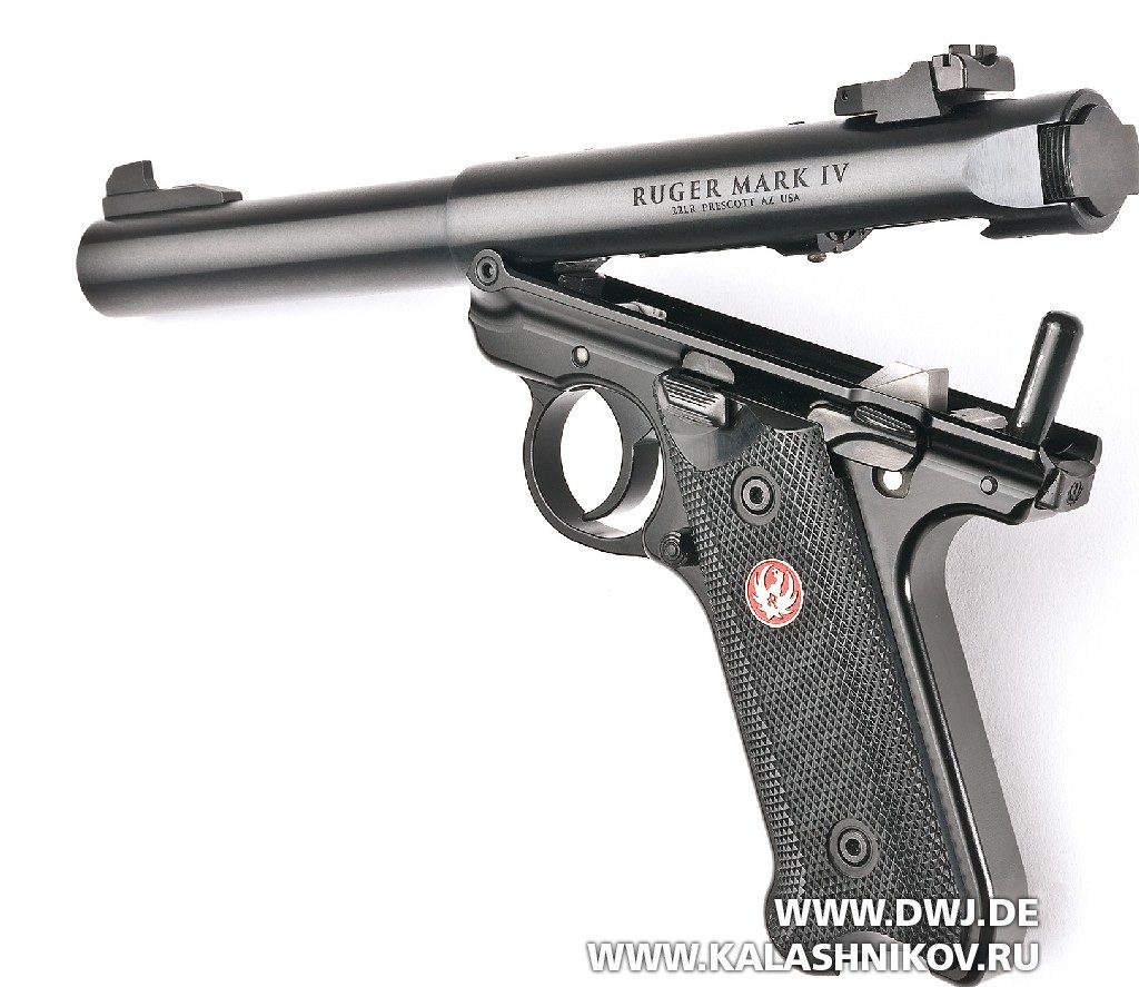 Спортивный пистолет Ruger Mark IV. извлечение затвора
