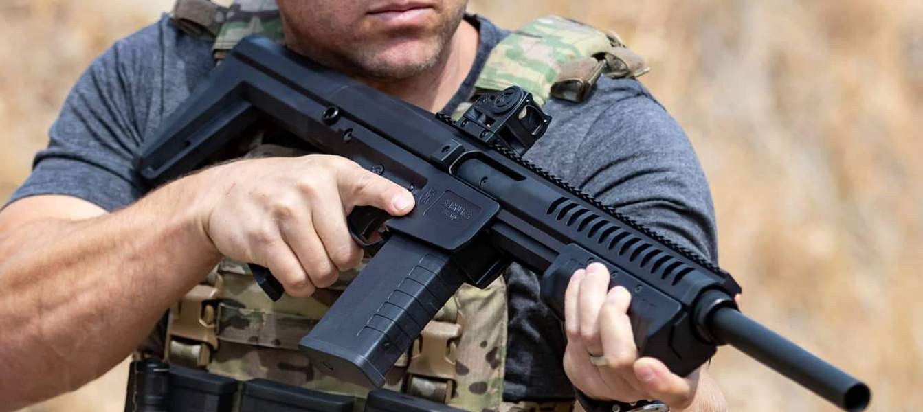 Компания Blackwater Firearms представила дробовик Sentry 12 из пластика Ору...