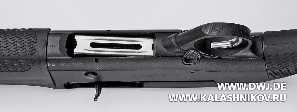 Beretta A400 Lite Synthetic, подаватель