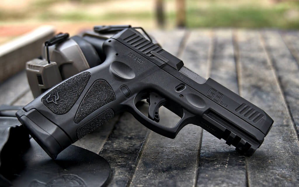 Пистолет Taurus G3c представляет собой развитие модели G2c.