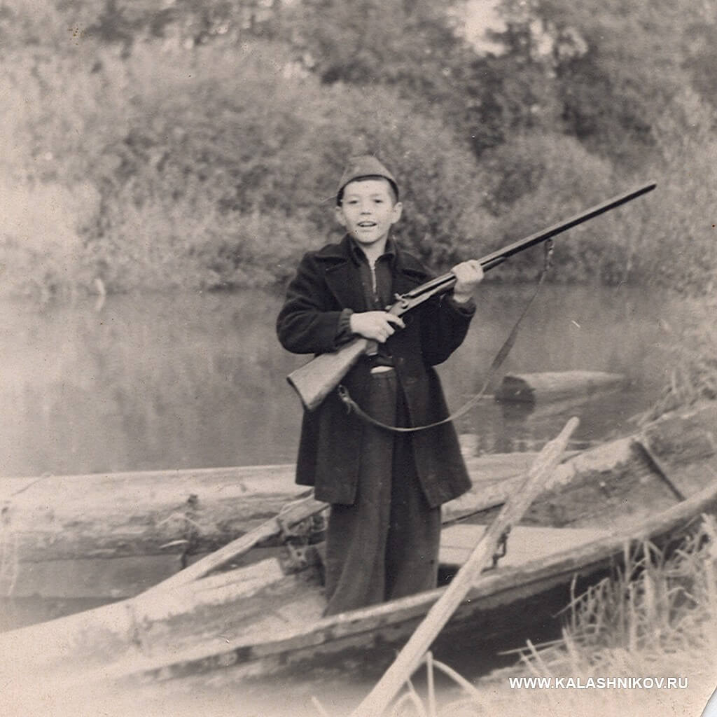 Михаил Драгунов с ружьём
